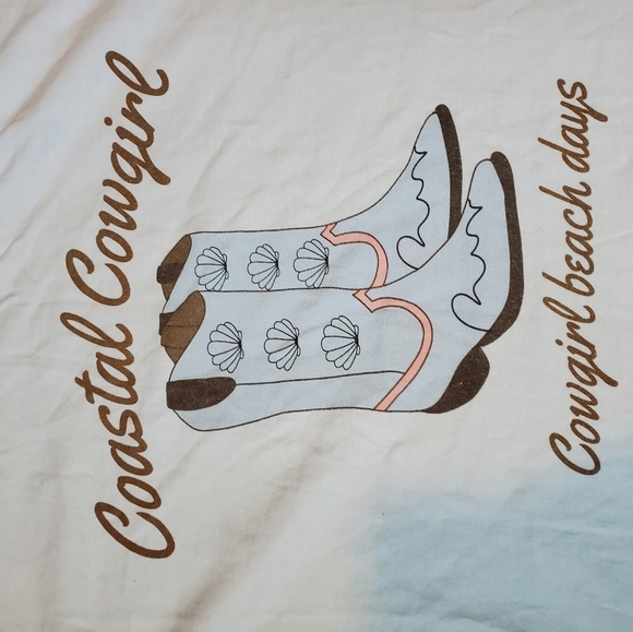 Comfort Colora Coastal Cowgirl Light Blue Graphic T-Shirt - Picture 3 of 6